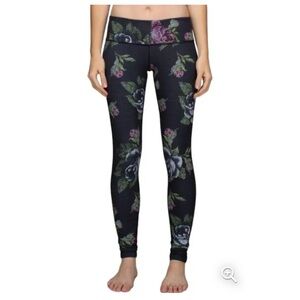 Lululemon Wunder Under- Size 6